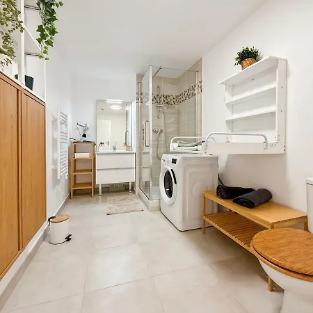 Rosa Disneyland Paris - Rentaway * Coupvray